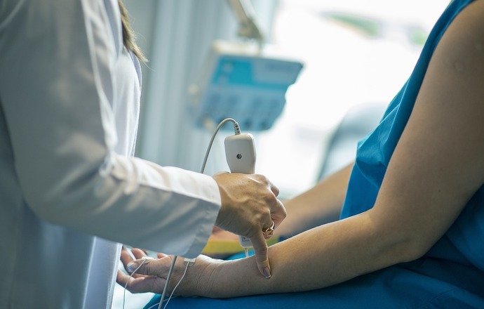 Examen wzmocni kompetencje Grupy NEUCA w segmencie badań klinicznych