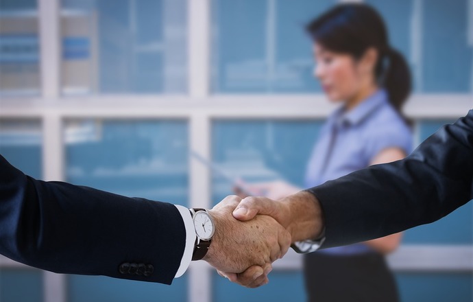 JR HOLDING ASI ogłasza partnerstwo, którego celem jest wdrożenie terapii leczenia stwardnie