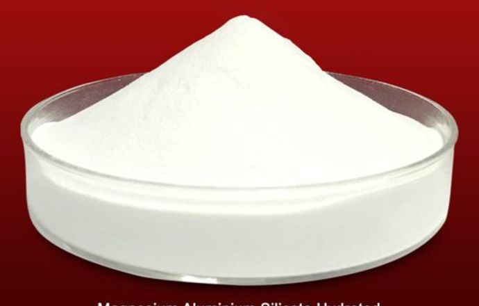 Magnesium Aluminium Silicate i jego rola w kosmetykach