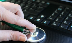 Naukowcy z MIT dzięki sztucznej inteligencji odkryli niezwykle silny lek. „Prawdopodobnie t
