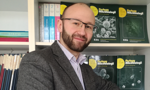 Biologia syntetyczna, czyli jak tchnąć życie w materię nieożywioną?
