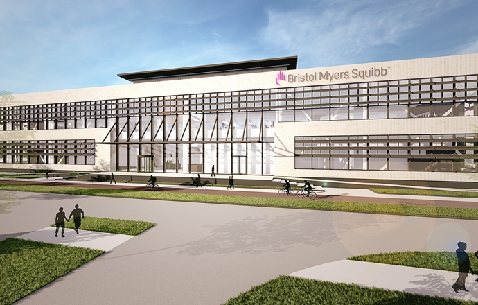 Firma Bristol-Myers Squibb przekazała darowiznę w wysokości 700 000 zł na rzecz pacjentów o
