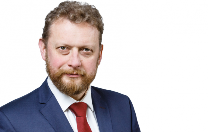 Szczepionka na koronawirusa musi być dostępna dla każdego Polaka – zapowiada minister Szumo