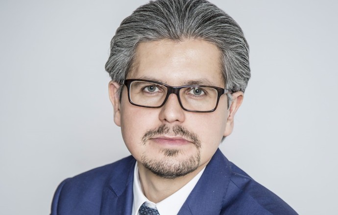 Prezes InventionMed kupuje akcje spółki