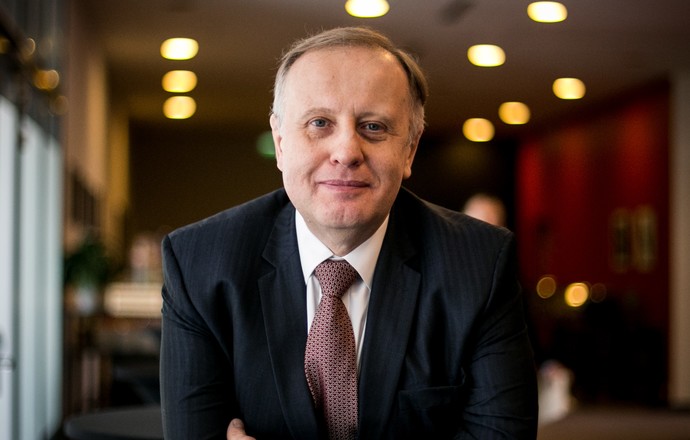 Prof. Adam Witkowski: „Czas na mocną dyskusję o realnie lepszym dofinansowaniu systemu”