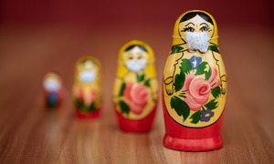 Dr hab. Piotr Rzymski: „Rosja w pracach nad szczepionką idzie drogą na skróty”