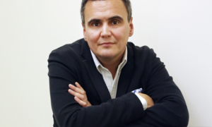„Mamy technologię i nie zawahamy się jej użyć” – o wkładzie polskich naukowców w walkę z ko