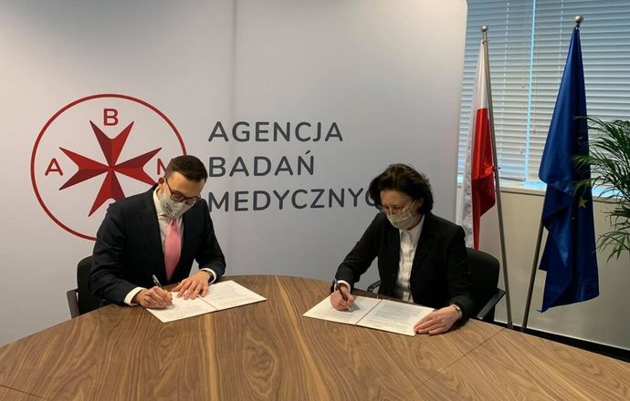 ABM i NAWA zawarły porozumienie na rzecz umiędzynarodowienia nauk medycznych