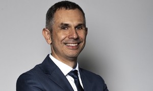 Lek. Szymon Brzósko: „Zmiany związane z bezpieczeństwem pacjenta i kontrolą zakażeń powinny