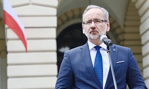 Adam Niedzielski: „Zdecydowanie wyższa skuteczność Moderny przy podaniu trzeciej dawki szcz