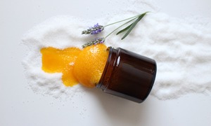 Złuszczanie i natłuszczanie – peelingi dla cer wrażliwych