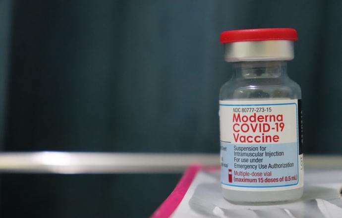 Opublikowano dane dot. trwałości odpowiedzi immunologicznej względem wariantu Omikron po 6 
