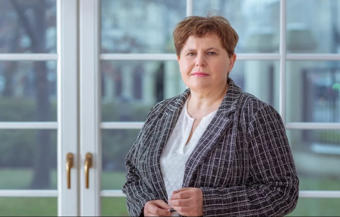Czy bakuchiol na pewno nie szkodzi? Odpowiedzi szuka polska badaczka