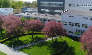 1000 m2 powierzchni laboratoryjno-biurowej na terenie zakładu w Macierzyszu. BIOTON zaprasz