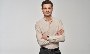 Dr Artur Kierach zaleca, jak zadbać o bezpieczną skórę latem