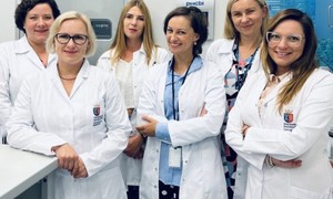 Badaczki z Krakowa odkryły związek, który pomoże zwalczać przebarwienia skórne