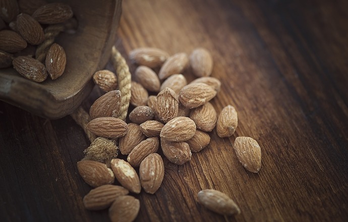 Kwas migdałowy – właściwości oraz zastosowanie w kosmetologii