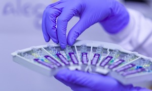 Bezpieczna praca w laboratorium mikrobiologicznym