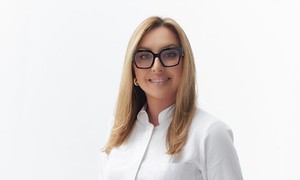 Czy można cofnąć proces siwienia włosów? Wywiad z trycholog dr n. med. Claudią Musiał