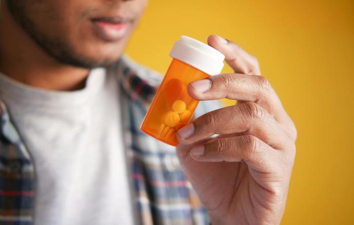Przełom w męskiej antykoncepcji – niehormonalna pigułka YCT-529 na horyzoncie