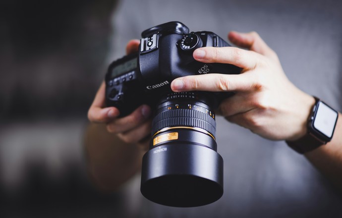 Choroby zawodowe fotografów – przyczyny, rodzaje, profilaktyka