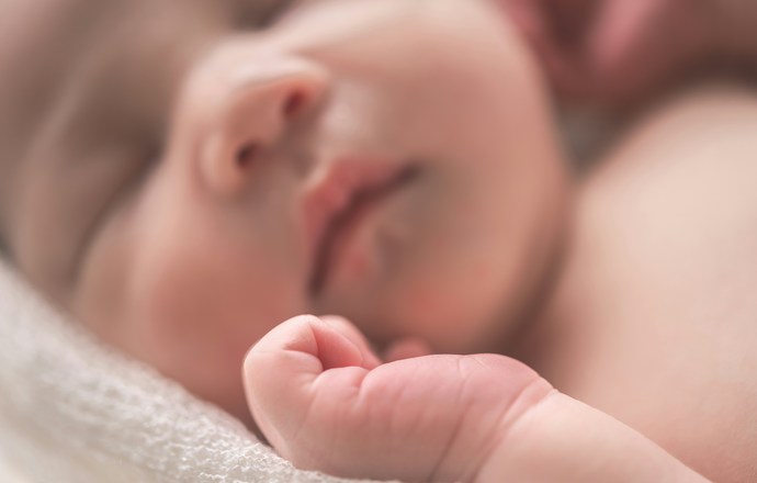 Pierwsze narodziny dziecka poczętego przez zautomatyzowany system ICSI