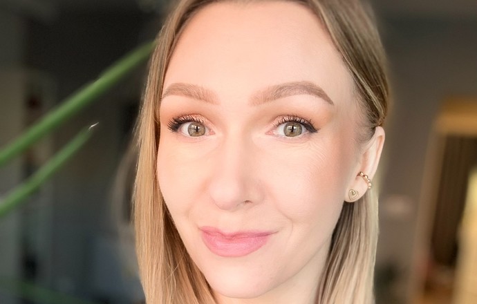 Joga twarzy – czy może zastąpić zabiegi medycyny estetycznej? Wywiad z trenerką automasażu 