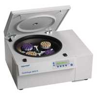 Wirówka 5810 R 230V/50-60Hz z rotorem S-4-104 zawierająca adapter do probówek o okrągłym dn